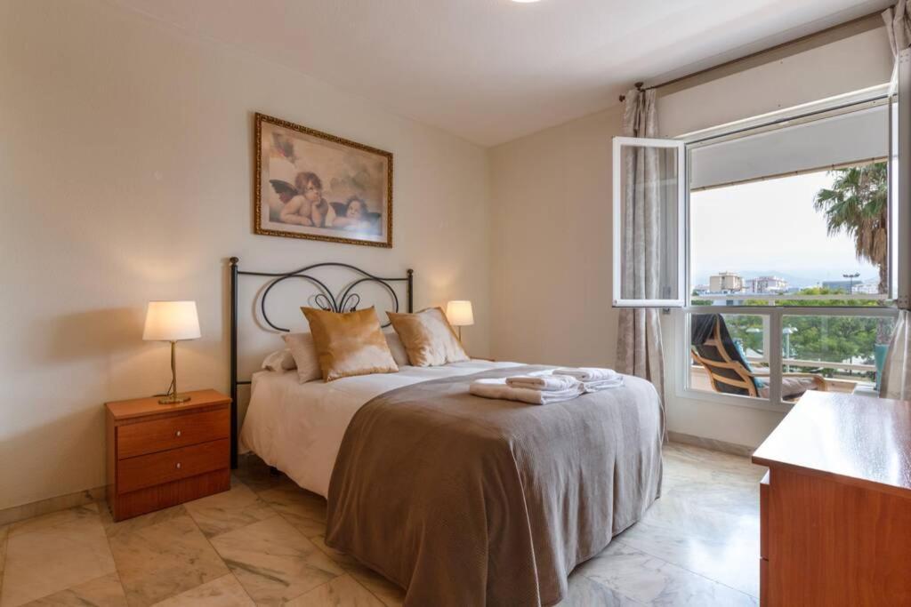 Playa Huelin Apartamento Apartman Málaga Kültér fotó
