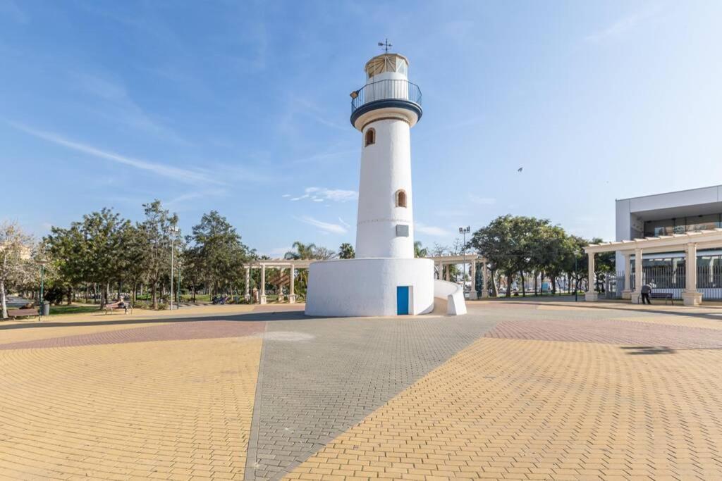 Playa Huelin Apartamento Apartman Málaga Kültér fotó