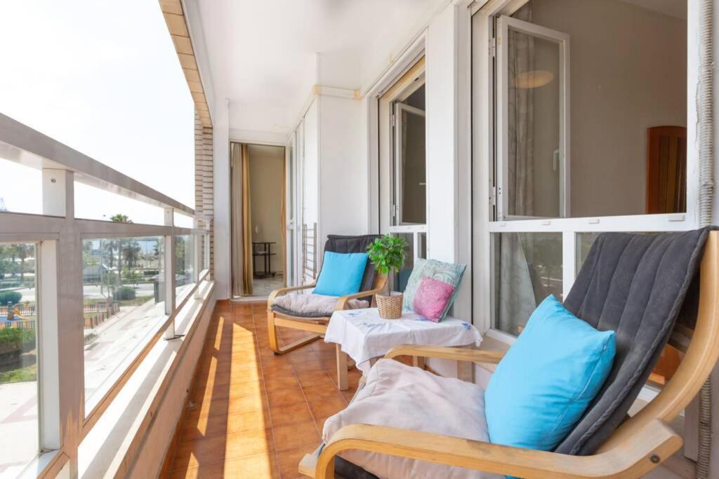Playa Huelin Apartamento Apartman Málaga Kültér fotó