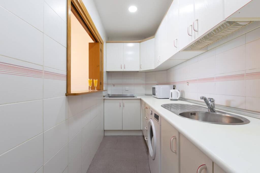 Playa Huelin Apartamento Apartman Málaga Kültér fotó
