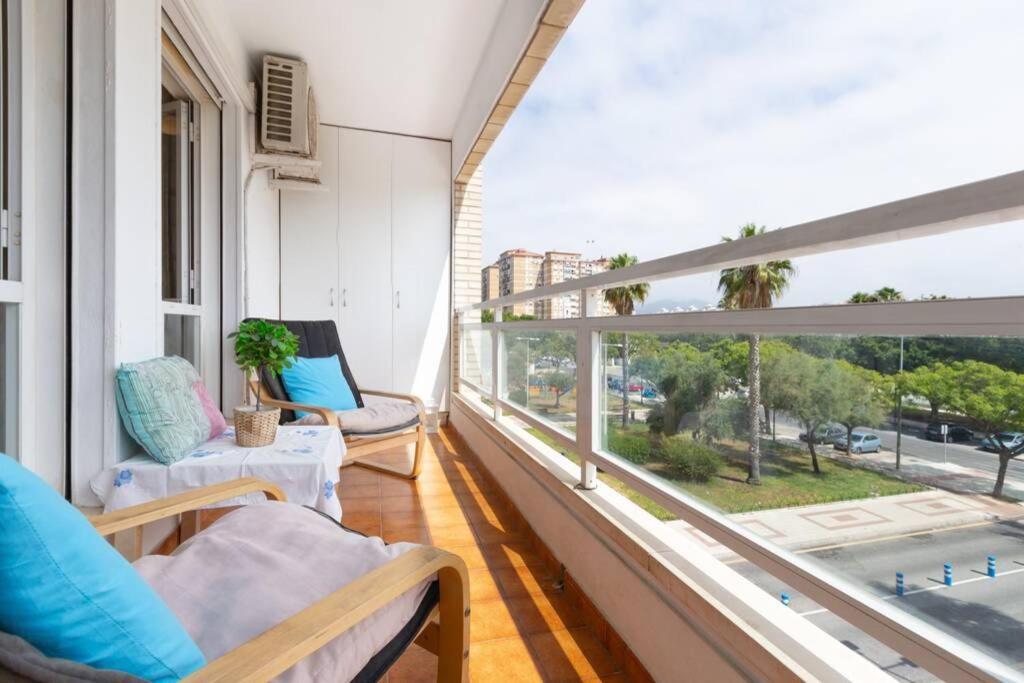 Playa Huelin Apartamento Apartman Málaga Kültér fotó