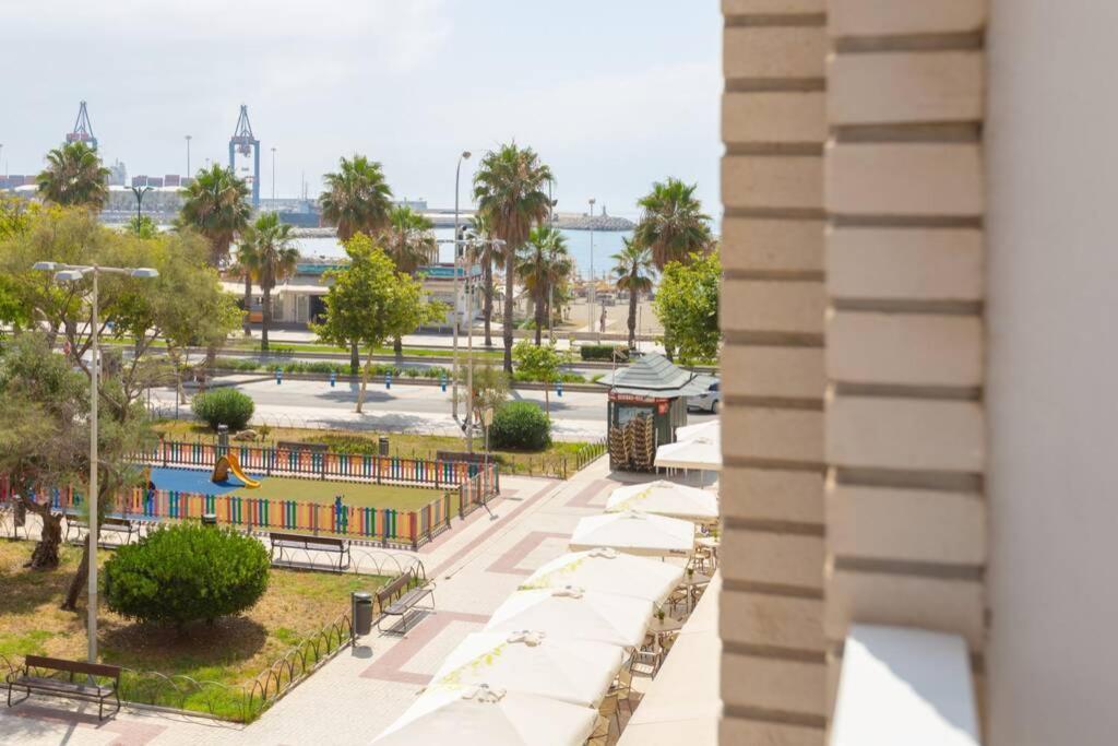 Playa Huelin Apartamento Apartman Málaga Kültér fotó