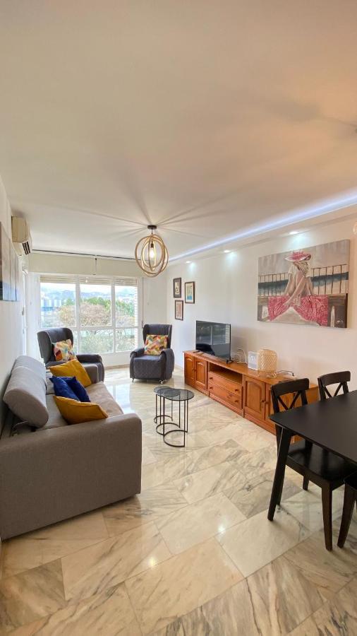 Playa Huelin Apartamento Apartman Málaga Kültér fotó