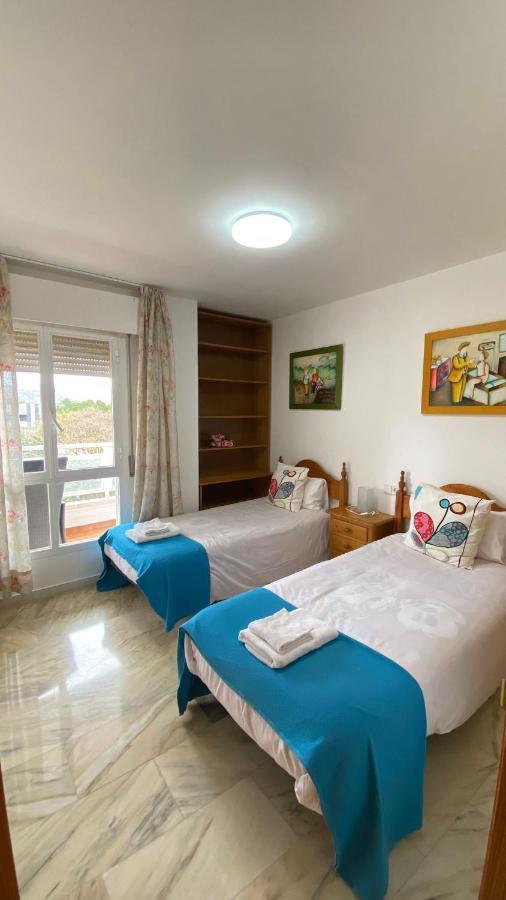 Playa Huelin Apartamento Apartman Málaga Kültér fotó